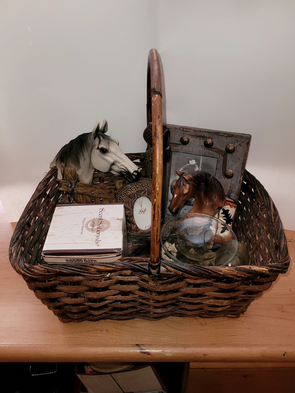 Brown Wicker Woven Rectangular Storage Basket w/ Handle Cowboy Western Theme